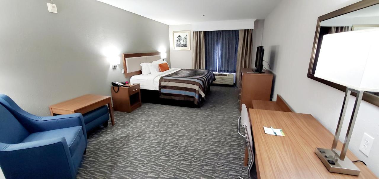 Spark By Hilton Tupelo Buitenkant foto