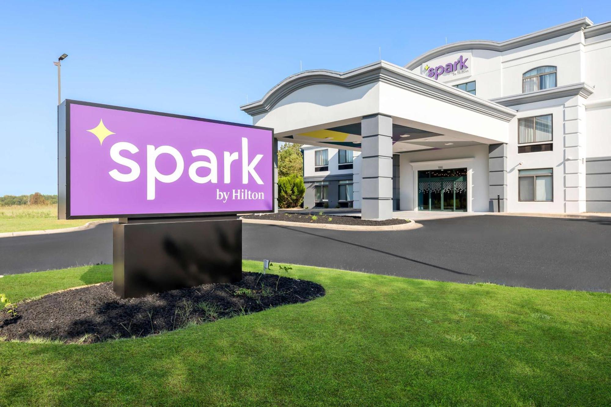 Spark By Hilton Tupelo Buitenkant foto